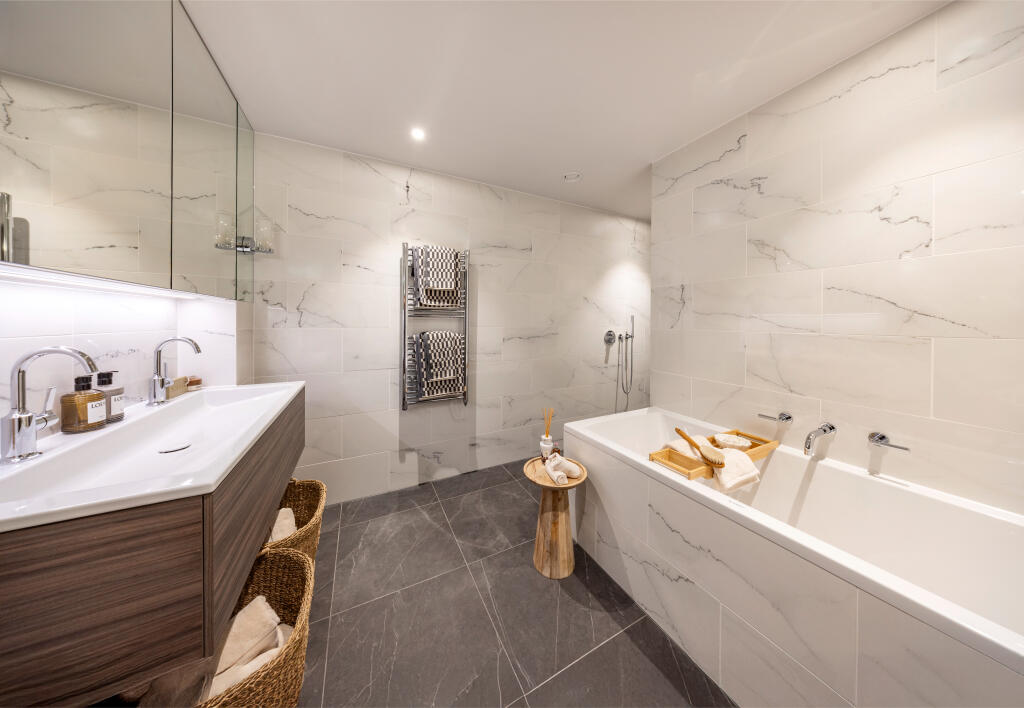 Apartment in London - View 5