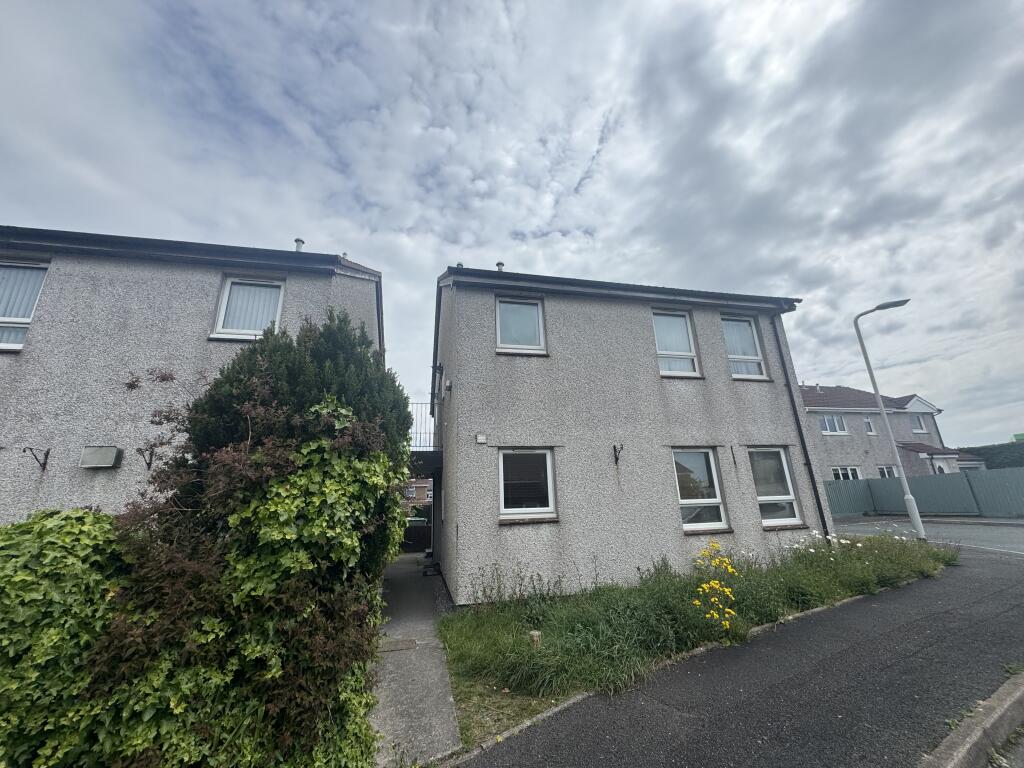 Main image of property: Middle Down Close, Staddiscombe