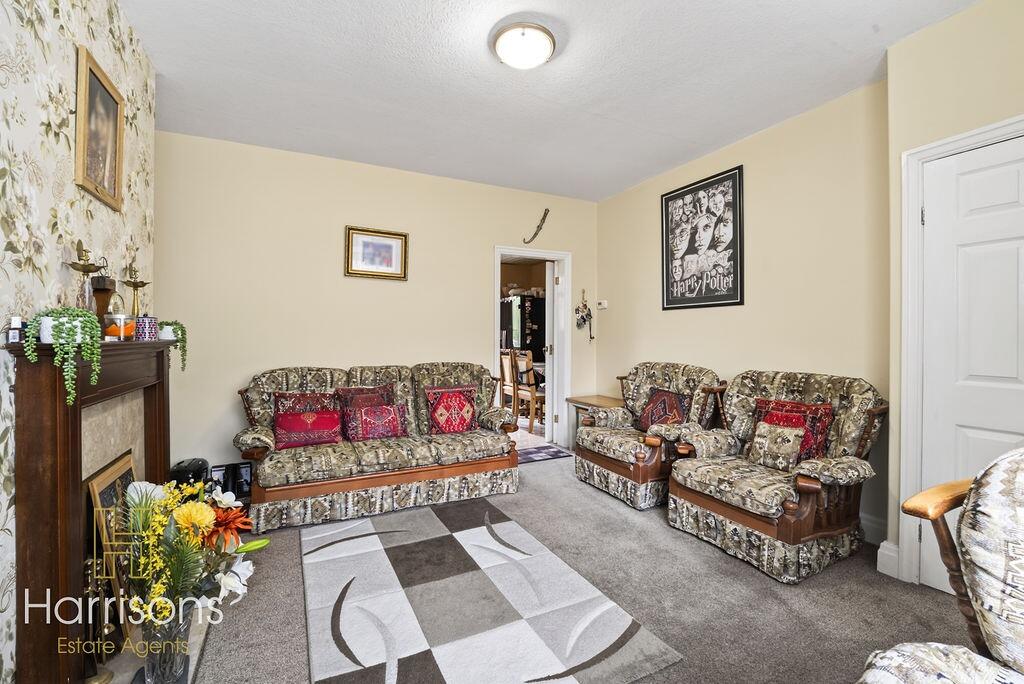 House in Bolton, Middle Hulton, Daubhill - View 4