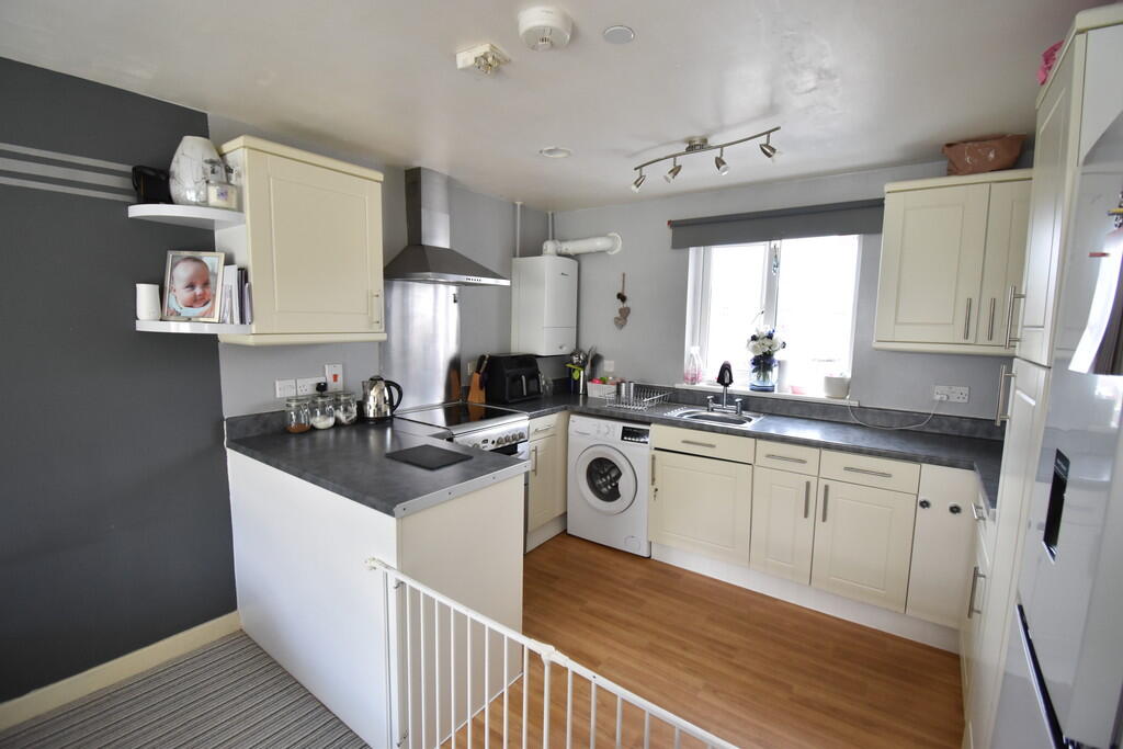 Apartment in Exeter - View 3