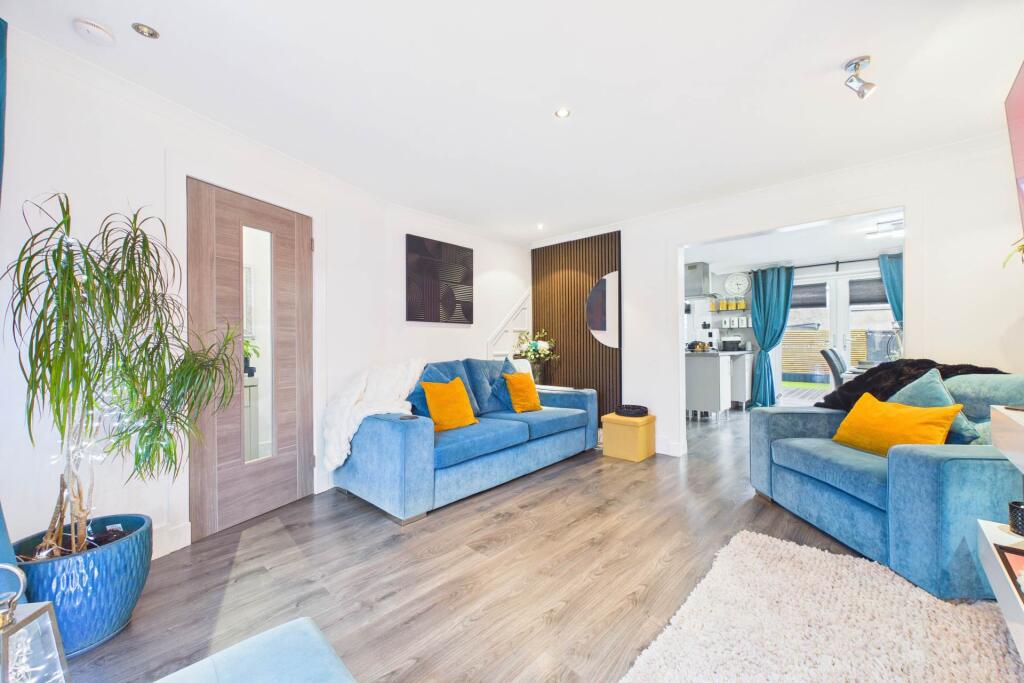 Annfield Gardens, Blantyre photo 4