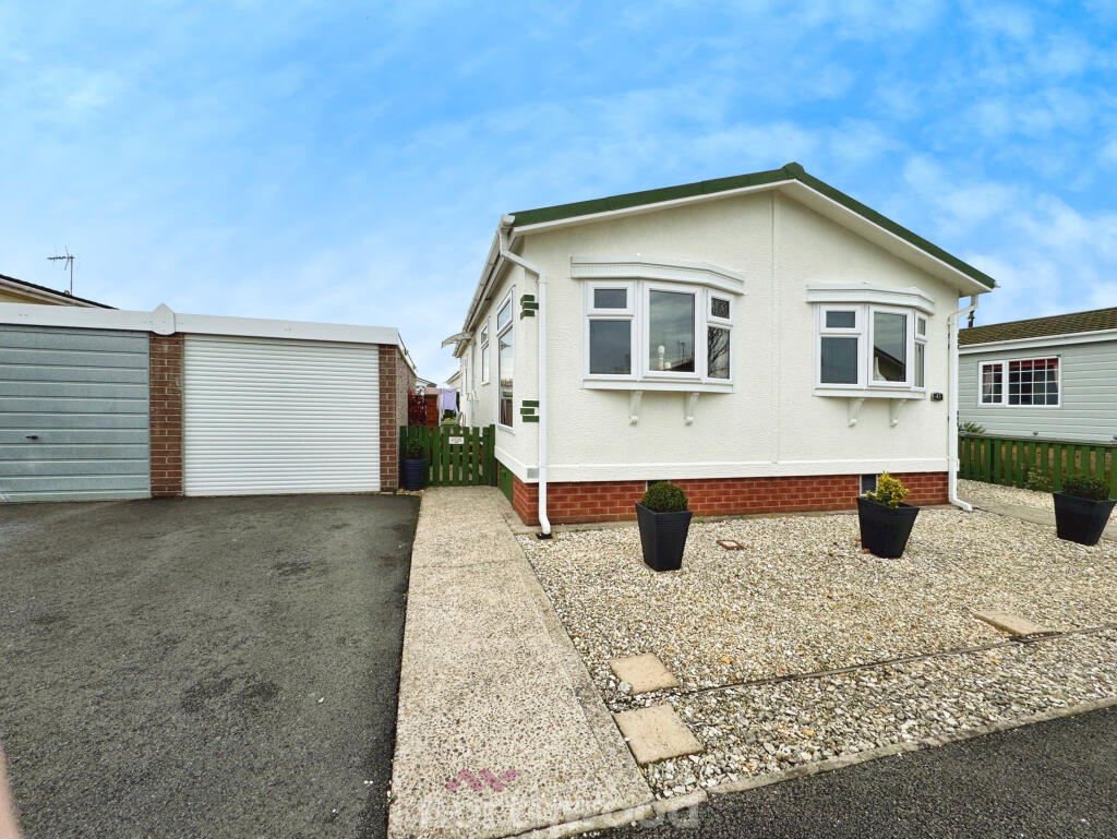 Main image of property: Palm Grove Court, Thorne, Doncaster, DN8