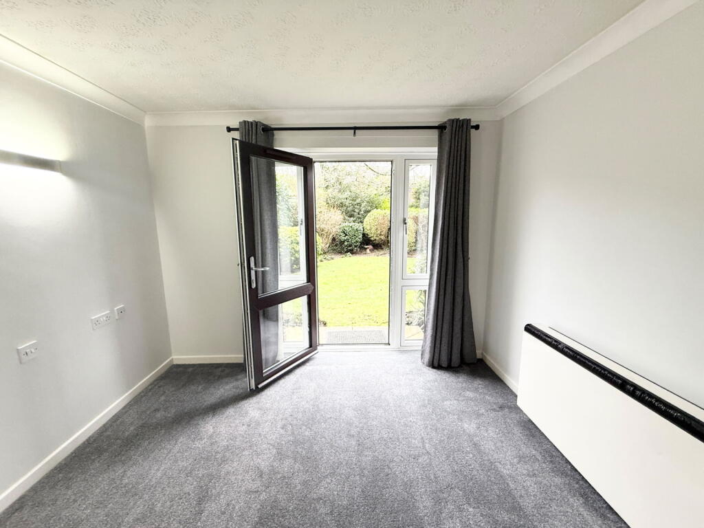 Liddiard Court, Belfry Drive, Wollaston, DY8 3SD photo 4
