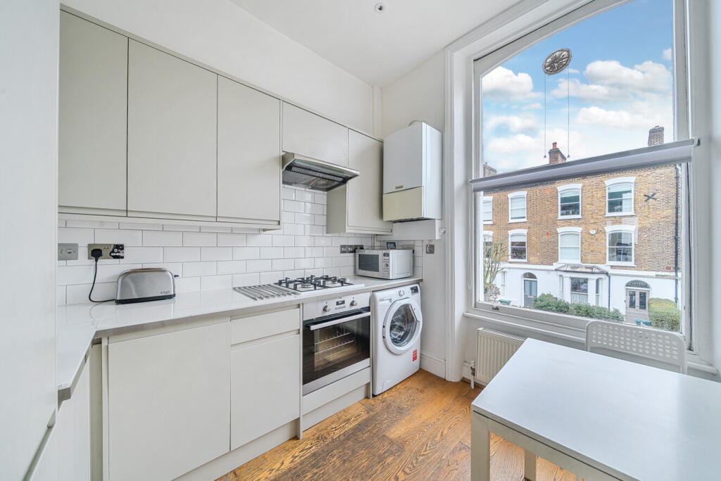 Apartment in London, Archway - View 3