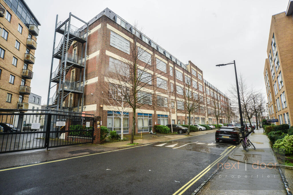 Main image of property: Peckham Grove, London, London, SE15