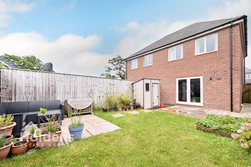 House in Preston - View 4