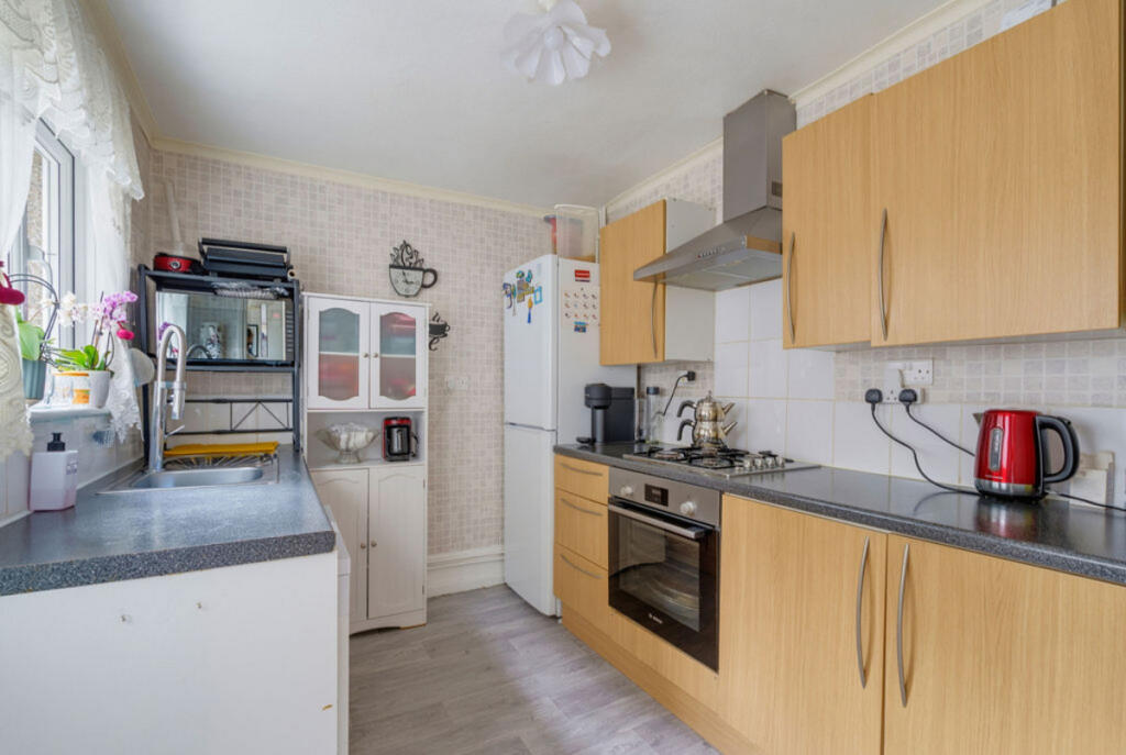 House in Tandridge, Whyteleafe - View 4