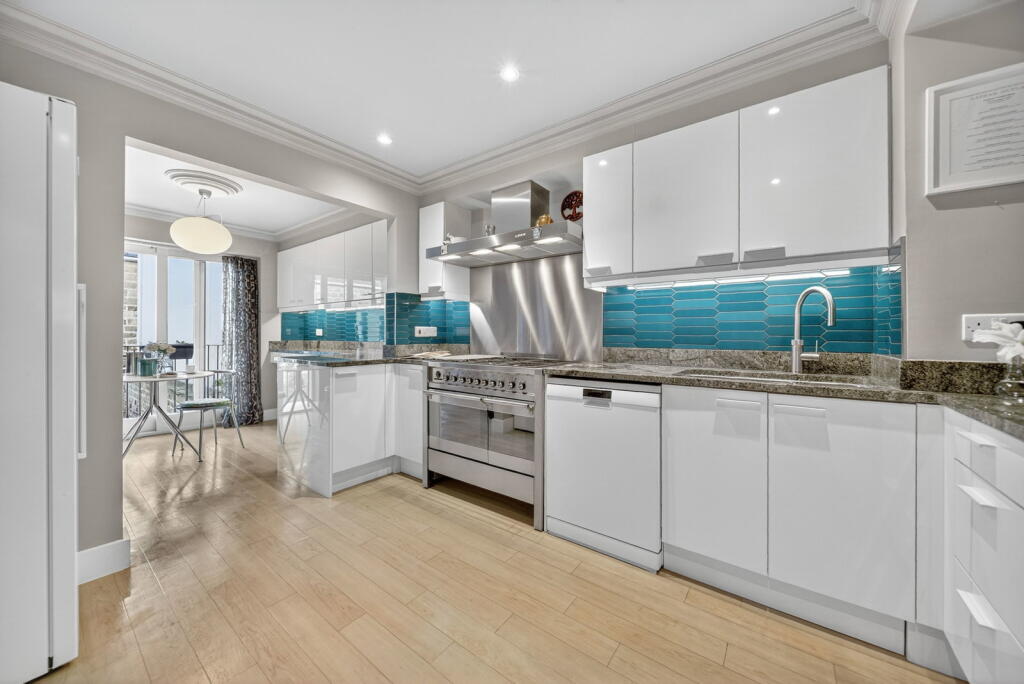 House in Harrogate - More