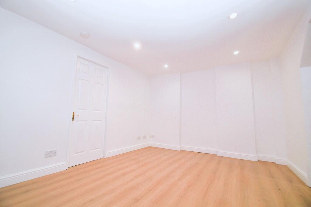 Main image of property: Samuel Street, London