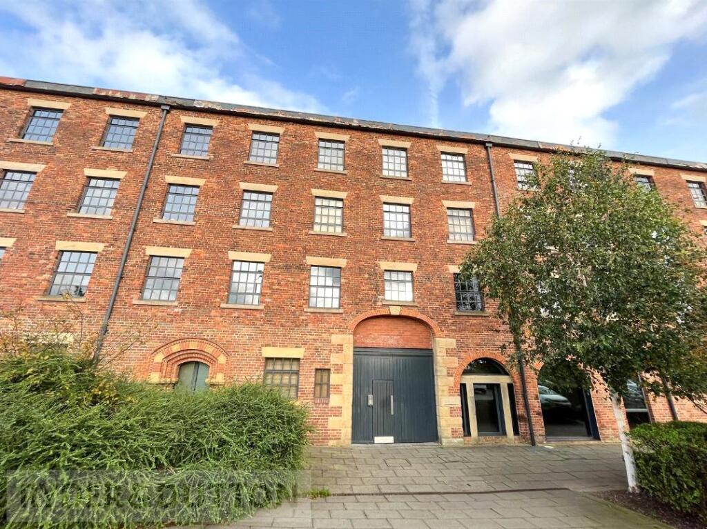 Main image of property: Castle Street, Stalybridge, Greater Manchester, SK15