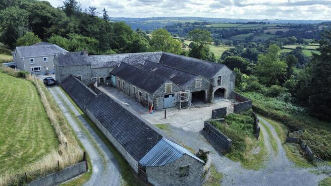 FURTHER TRADITIONAL STONE OUTBUILDINGS