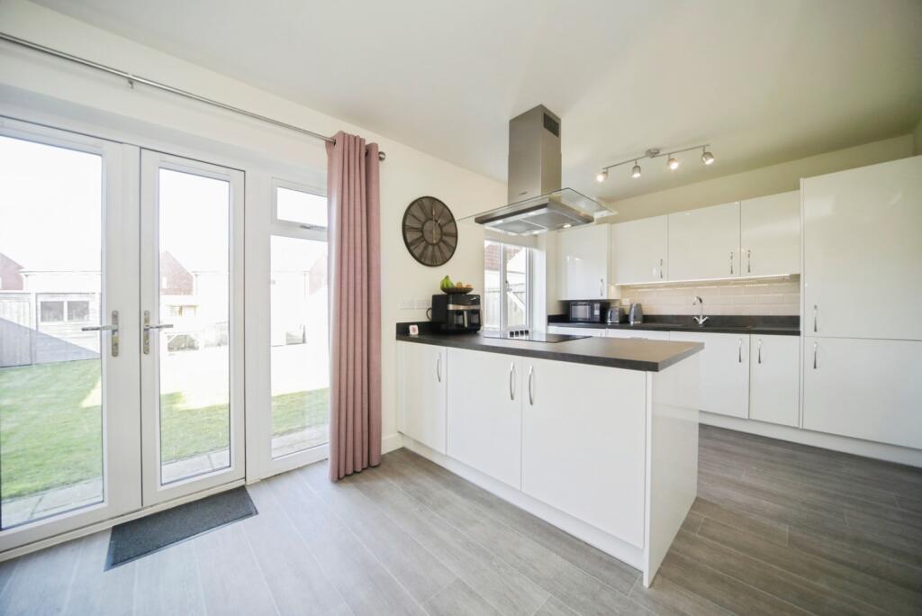 Chamomile Close, Stowupland, Stowmarket, Suffolk, IP14 photo 3