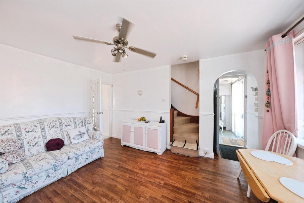 Willson Avenue, Littleover, Derby photo 4