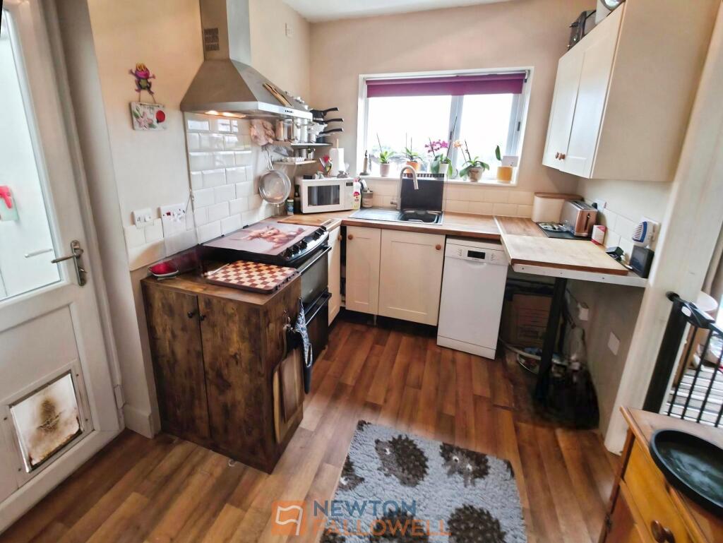 Ash Grove, Sutton-In-Ashfield, NG17 photo 4