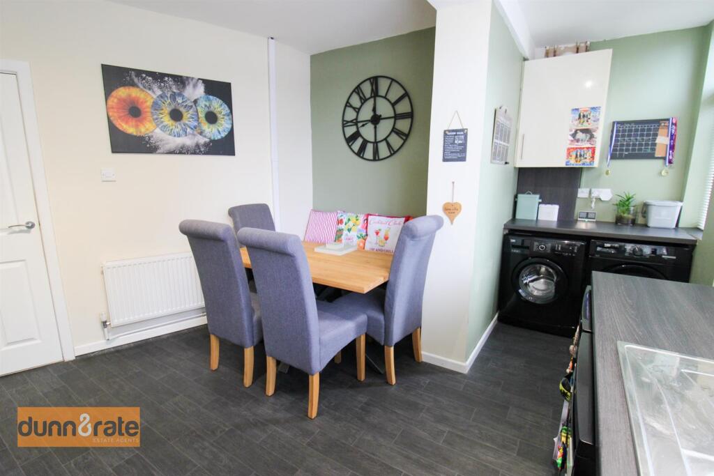 House in Stoke-on-Trent - More