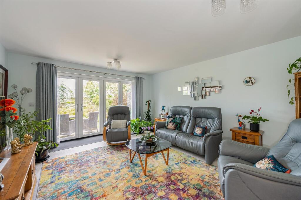 House in Portsmouth - View 4