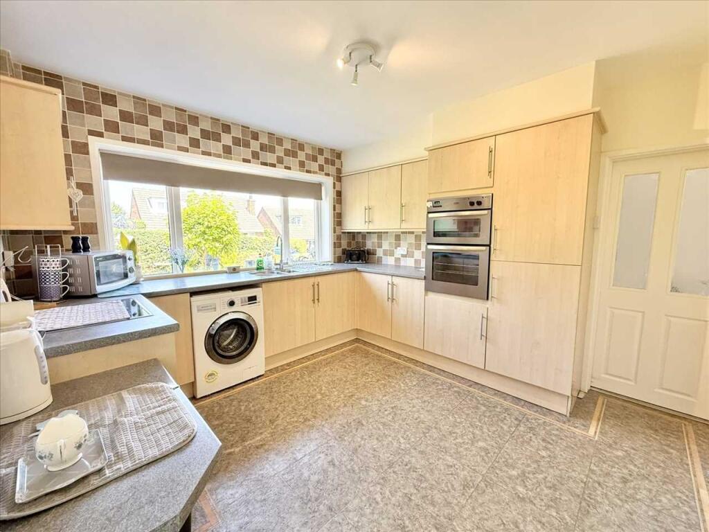 Hacienda, Villa Road, Keyworth photo 4