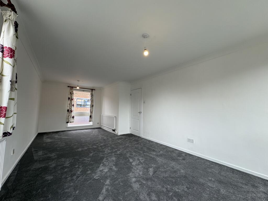 Recently Refurbished, New Orchard, Poole - View 5