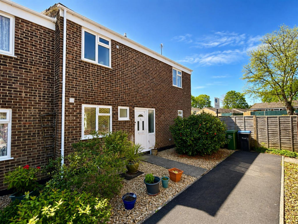 Main image of property: Westerleigh Close, Chippenham