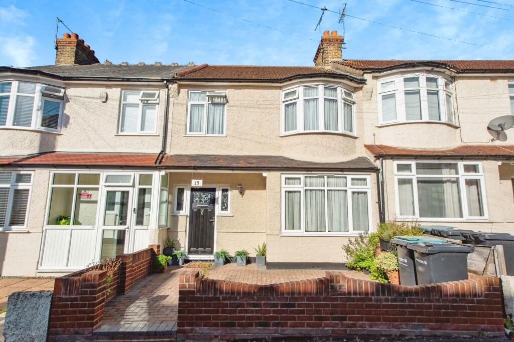 Main image of property: Pinnocks Avenue, GRAVESEND, Kent, DA11