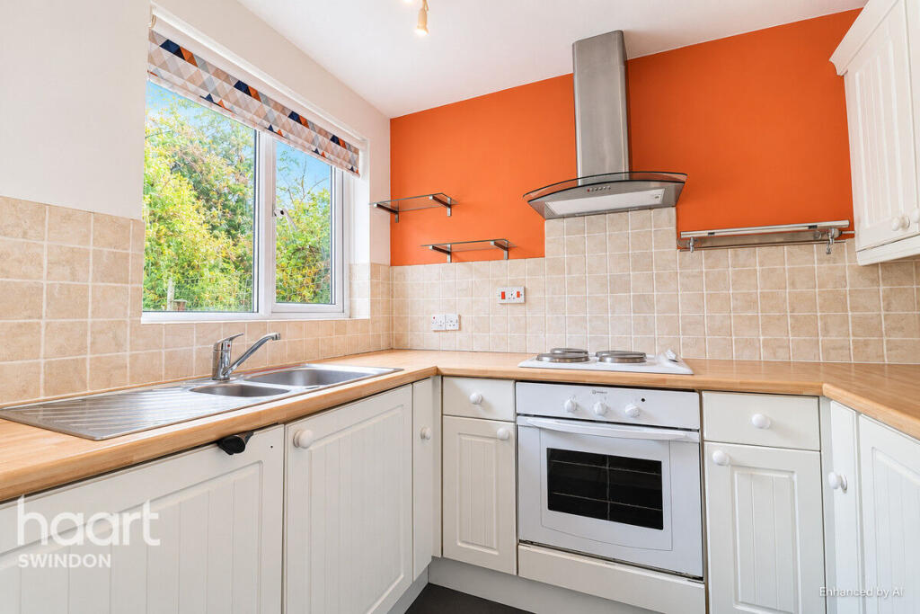 Oakwood Road, Swindon photo 4
