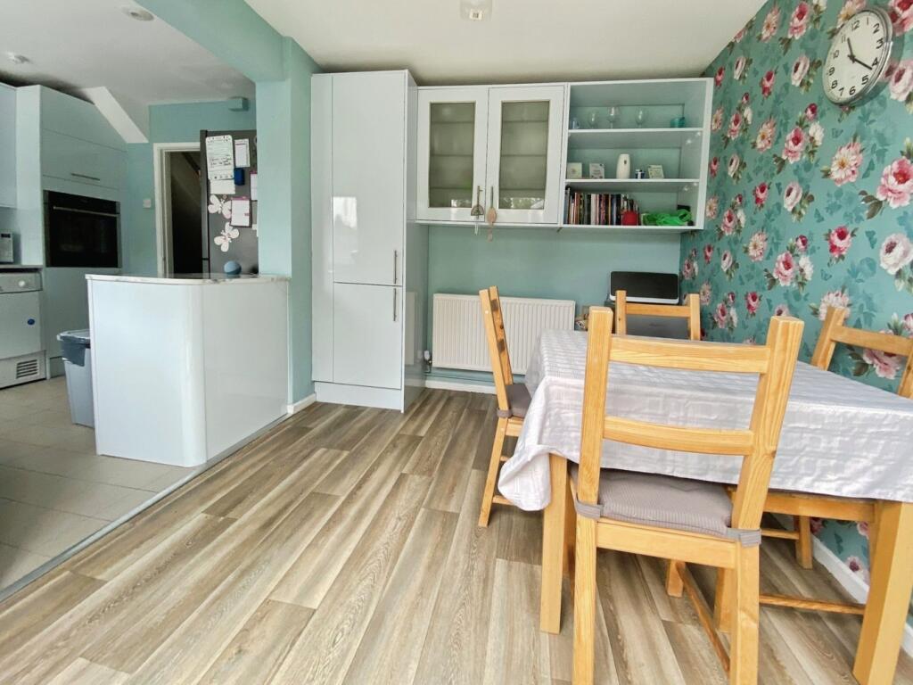 House in Newport, Usk - View 4