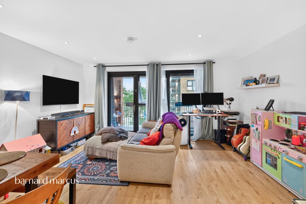 Apartment in London - View 4