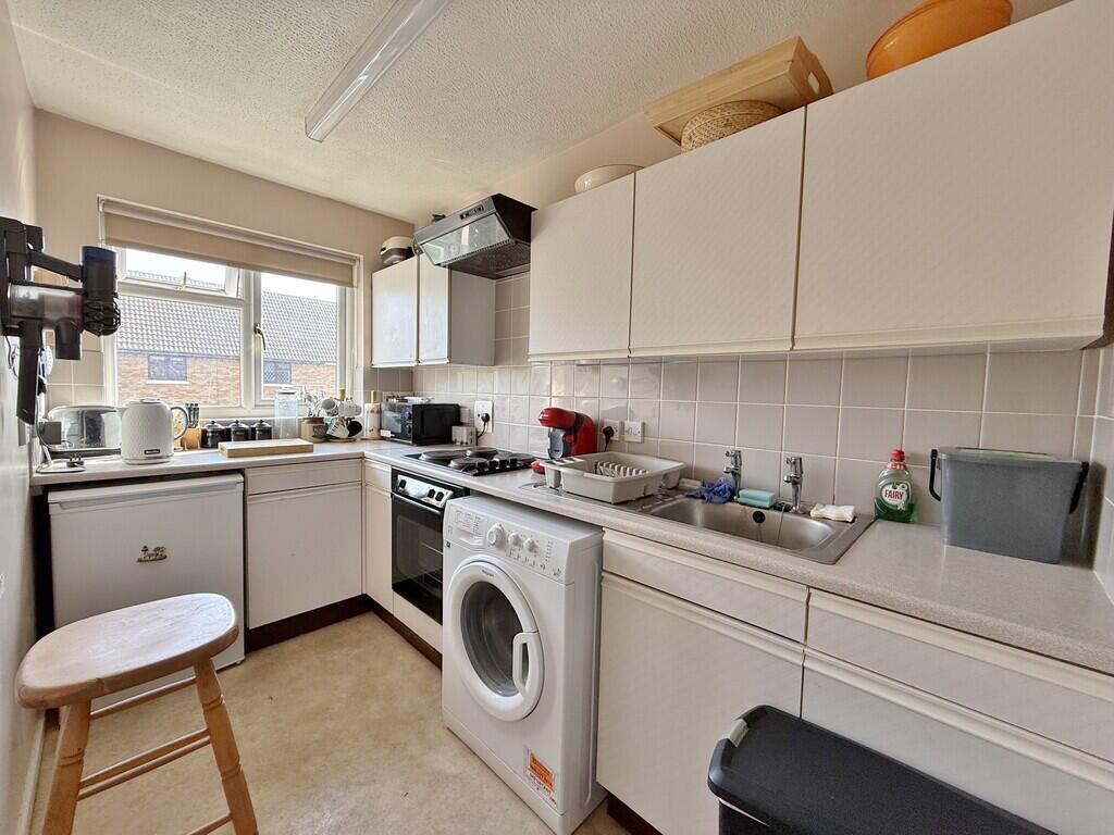 Apartment in Portsmouth - View 4