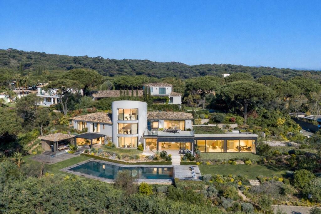 Main image of property: Provence-Alps-Cote d`Azur, Var, Ramatuelle