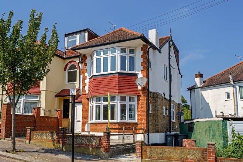 Main image of property: Woodfield Way, Haringey, N11 2PH