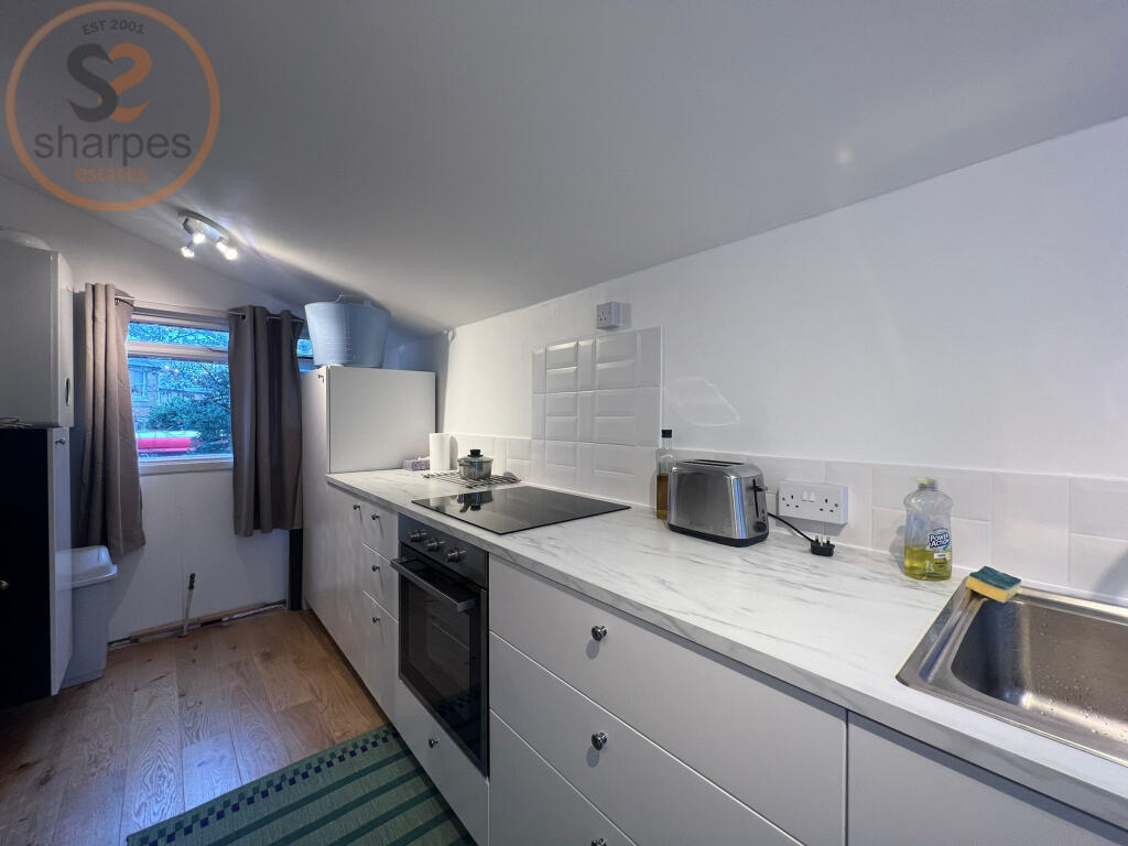 House in London - View 4