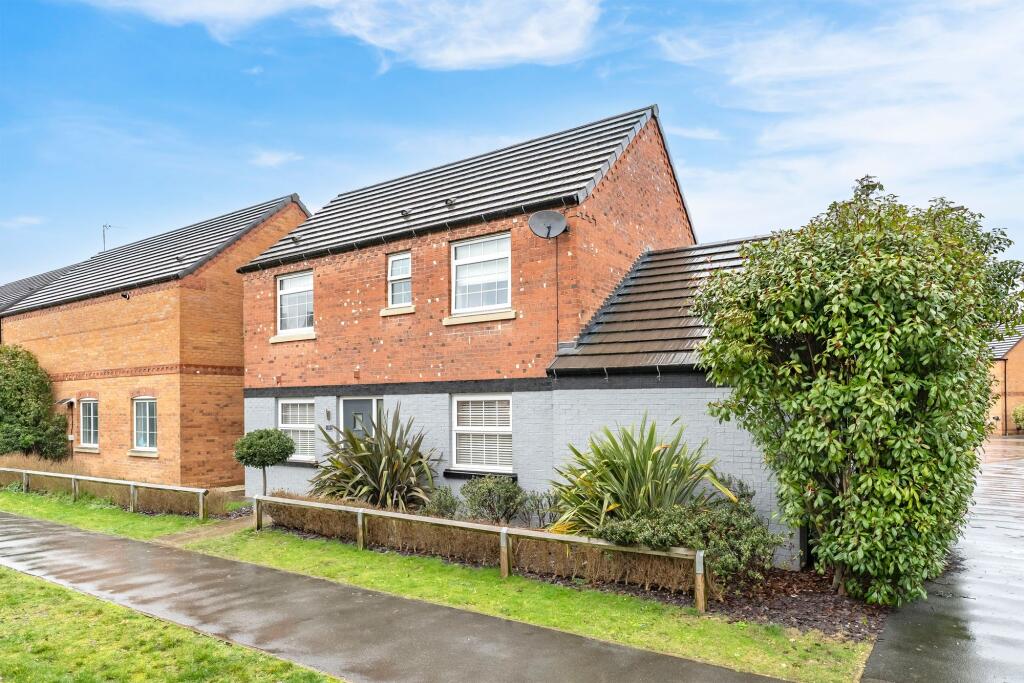 Kildare Close, Market Harborough, LE16 photo 4