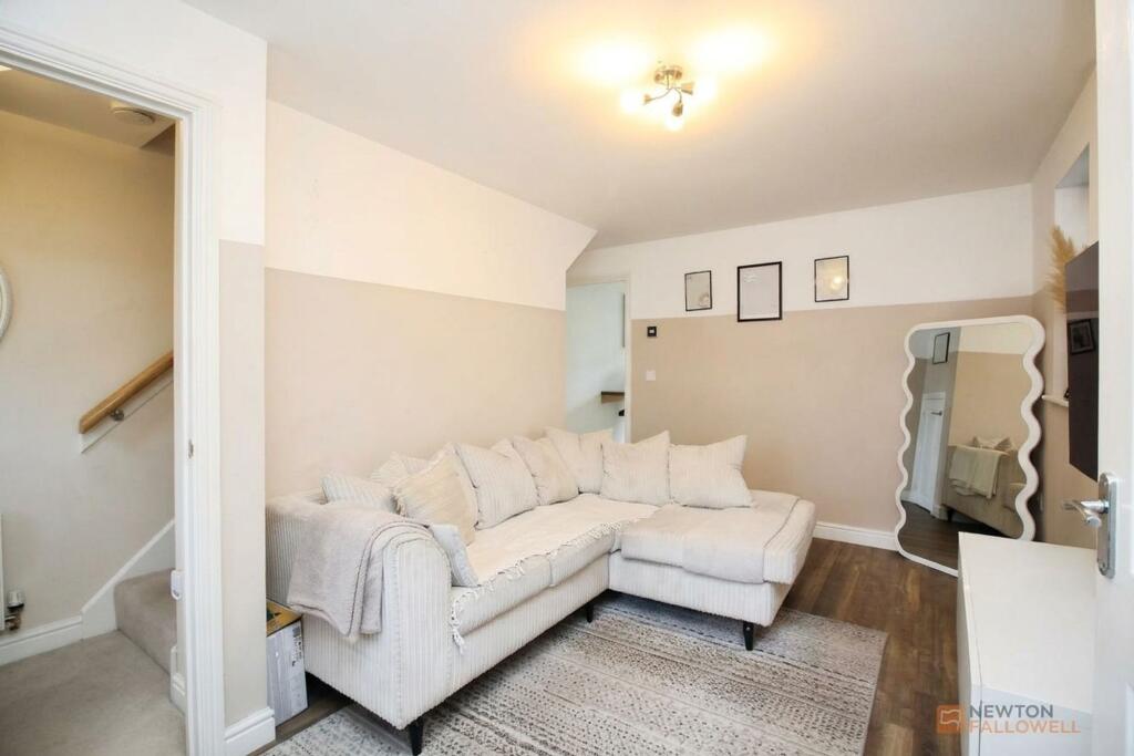 House in Leicester - More