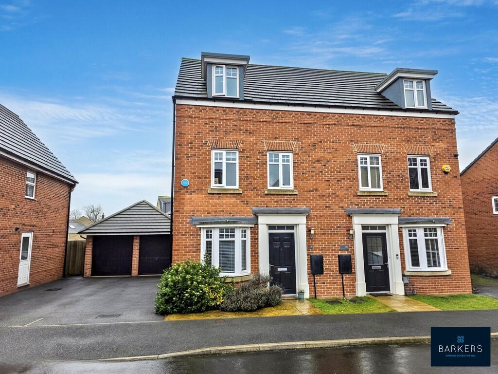 Main image of property: Heathfield Lane, Birkenshaw