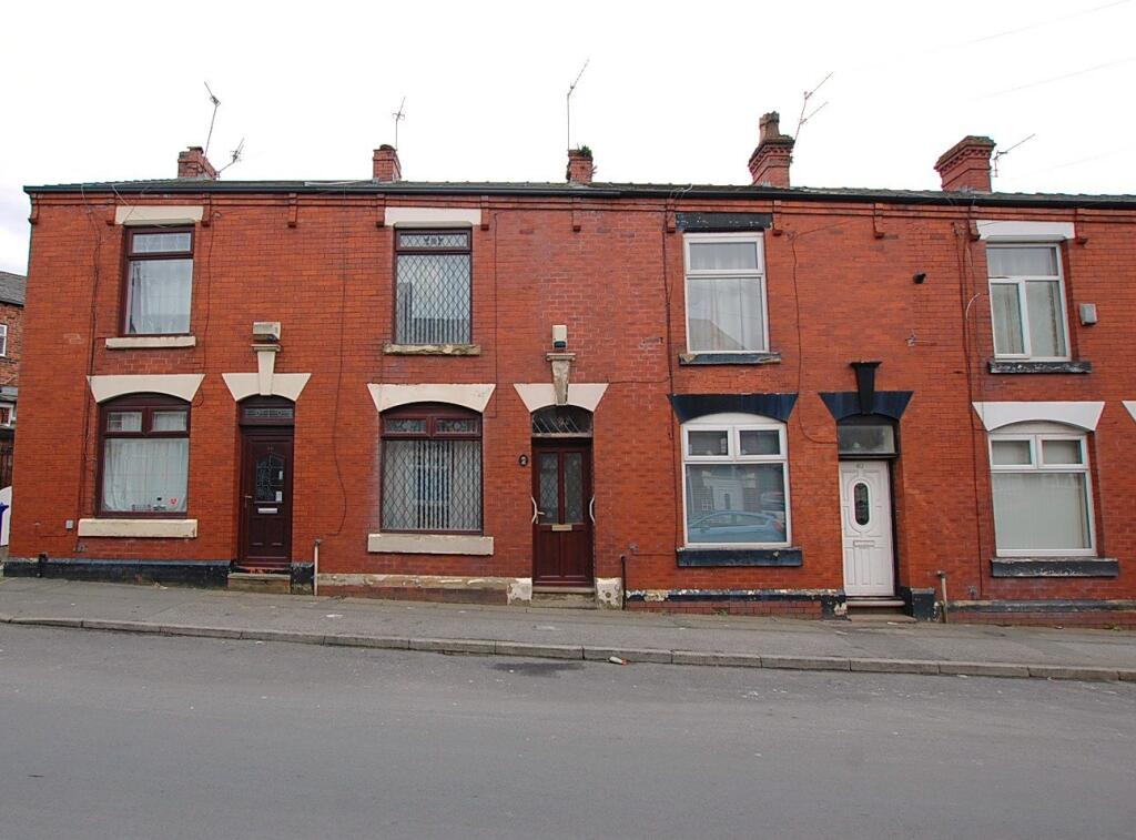 Main image of property: Lees Street, Ashton-under-Lyne, Greater Manchester, OL6