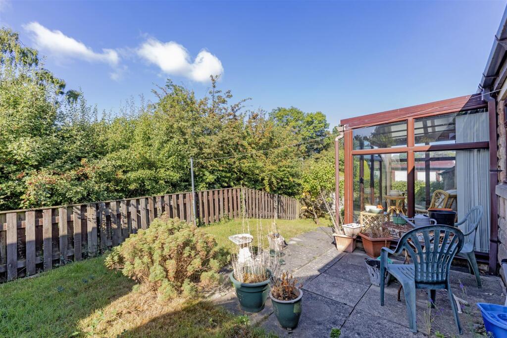 House in Derbyshire Dales, Hathersage - View 4