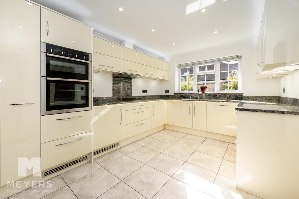 House in Bournemouth, St. Leonards and St. Ives - View 2