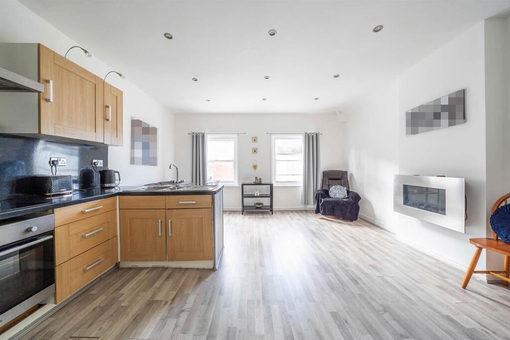 Apartment in Shrewsbury - View 2