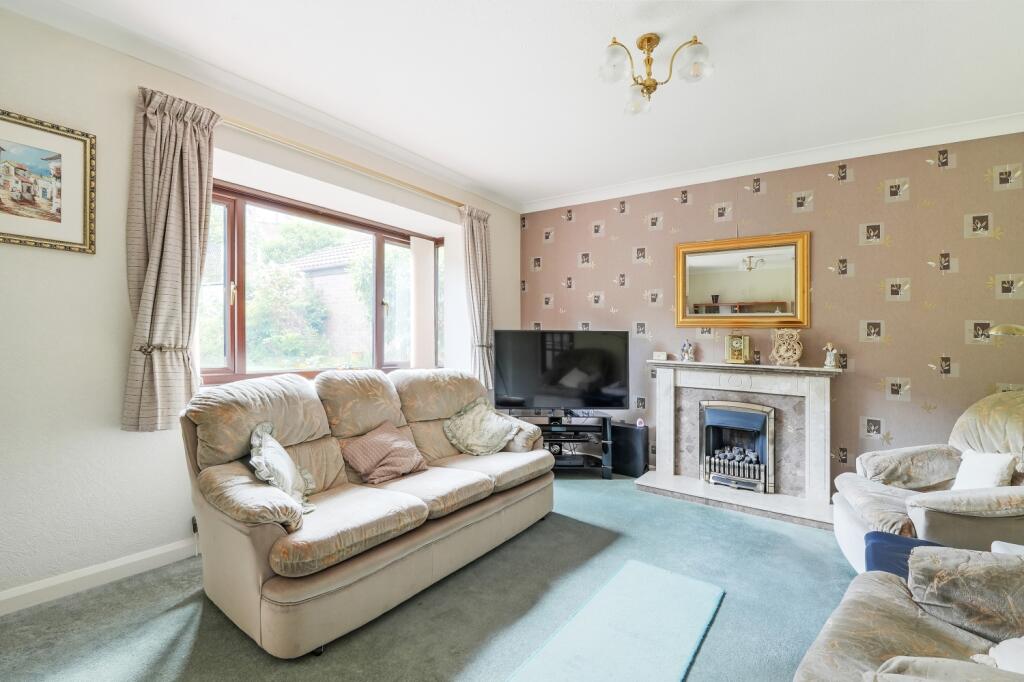 House in Sheffield, Bradway - View 2