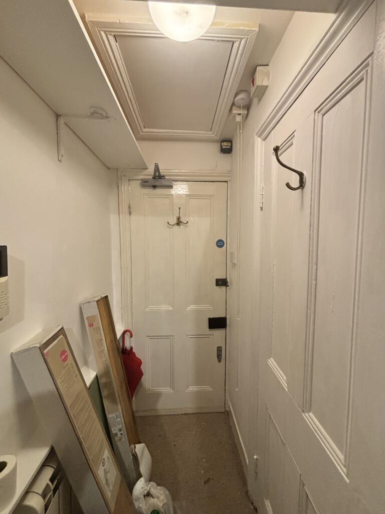 Main image of property: The Avenue, WORCESTER PARK