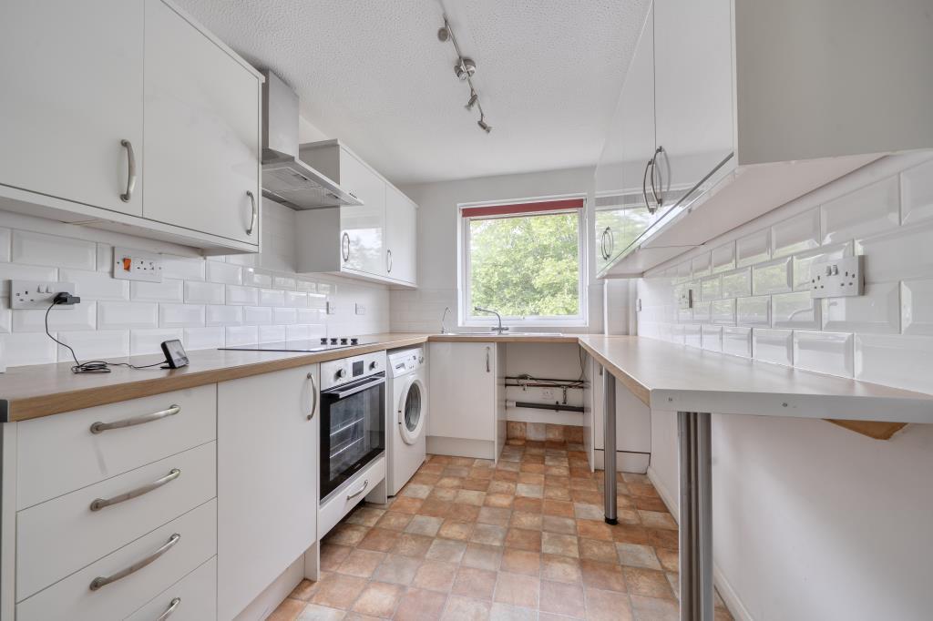 Apartment in Berkshire - View 5