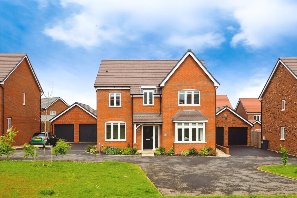 Main image of property: Marella Close, Edwalton, Nottingham, Nottinghamshire, NG12
