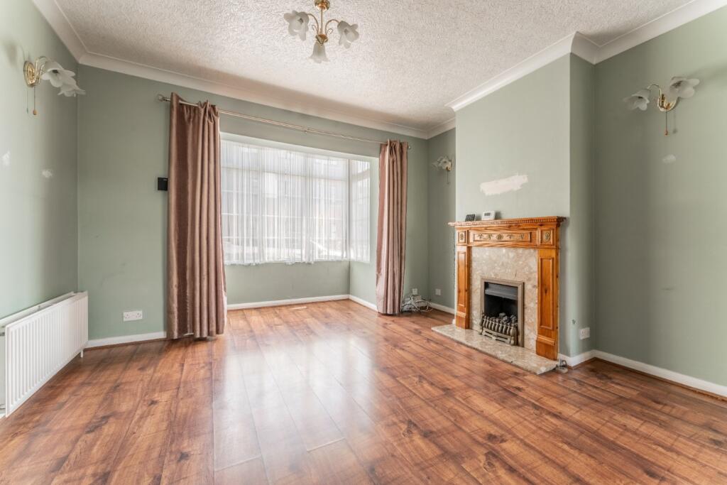 House in London - View 2