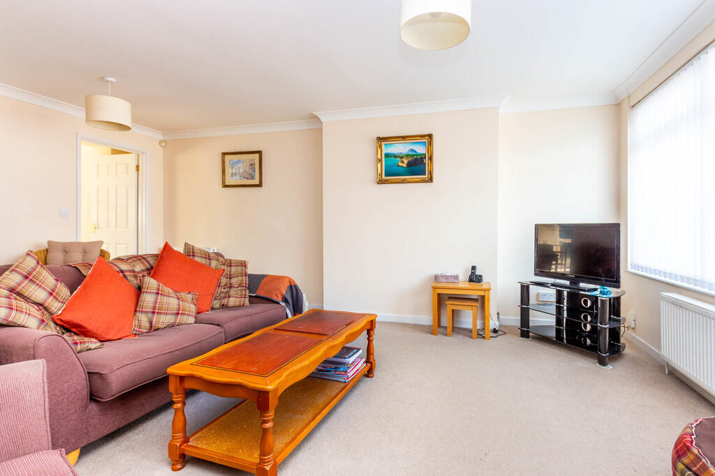 House in Higham Ferrers, North Northamptonshire - View 5