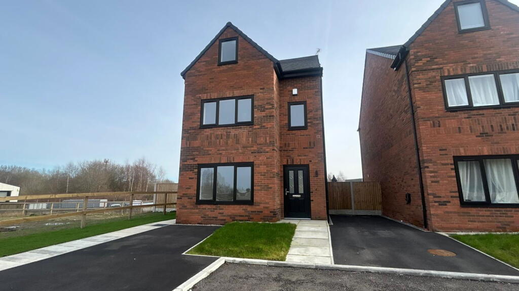 Main image of property: Heybrook Close, Wigan, Greater Manchester, WN2 5FS