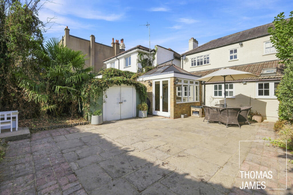 House in London - More