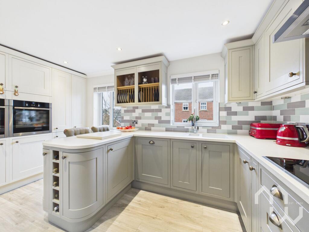 2 Blacksmiths Walk, Buckshaw Village, PR7 7BP photo 3