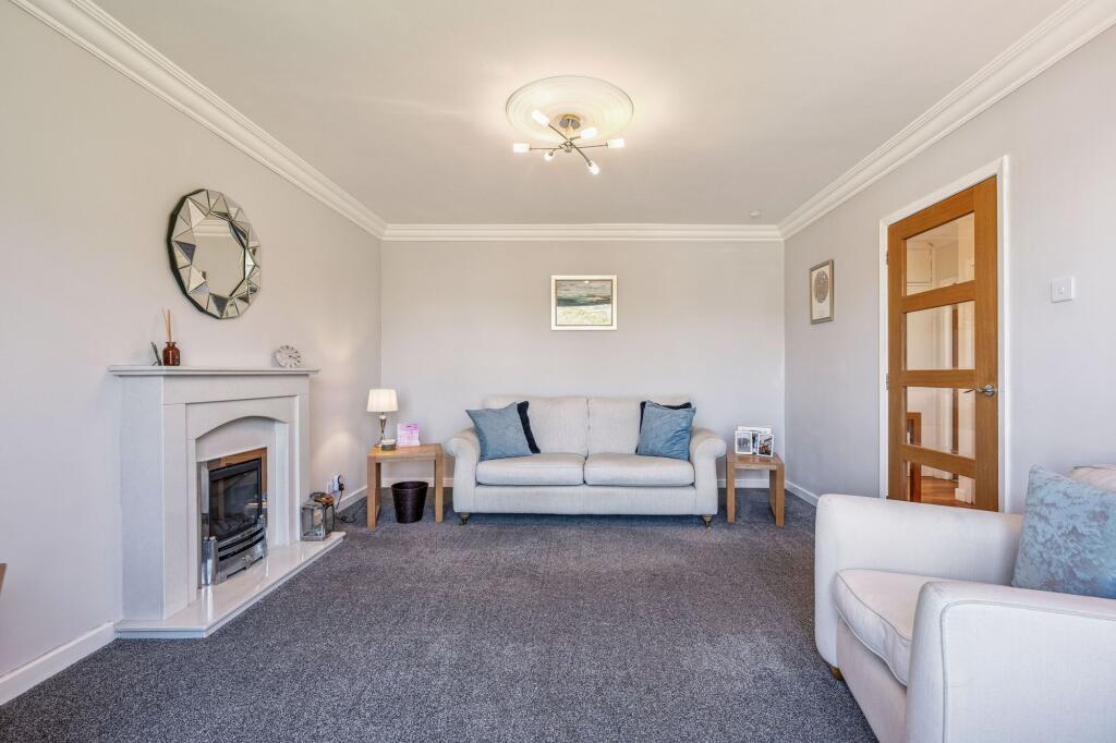 Breadie Drive, Milngavie, G62 photo 4