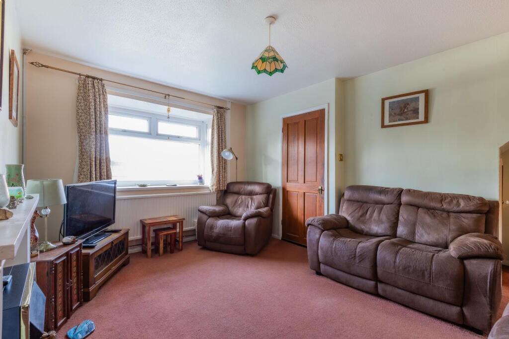 House in Rhiwderin, Pentre-Poeth, Graig - View 3