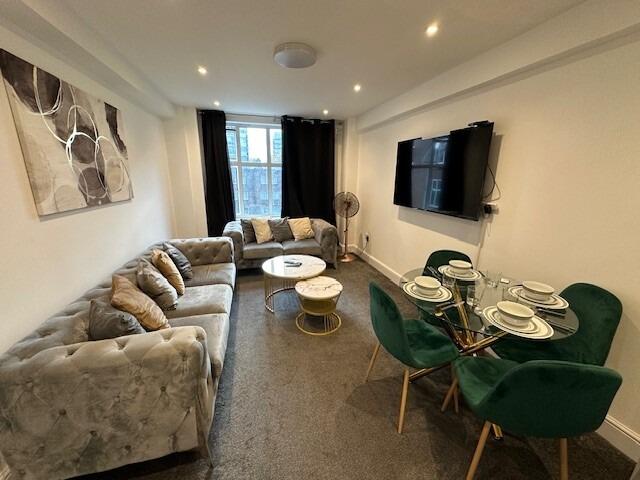 Main image of property: Park West, Edgware Road, Marble Arch, W2